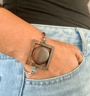 palmwood Apatite sterling silver bracelet with circle in square motif
