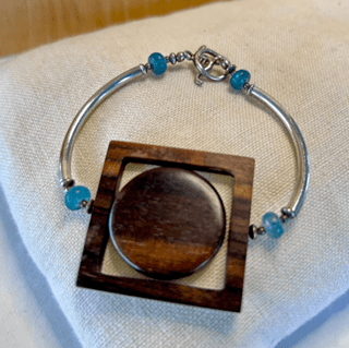 palmwood Apatite sterling silver bracelet with circle in square motif