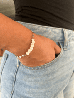 white moonstone sterling silver bracelet with delicate chain and shimmering moonstone beads